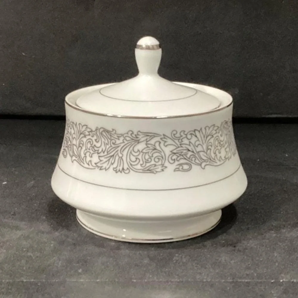 Brookwood Porcelain by Interpace‎ Corporation M2001 Santiago Creamer & Sugar